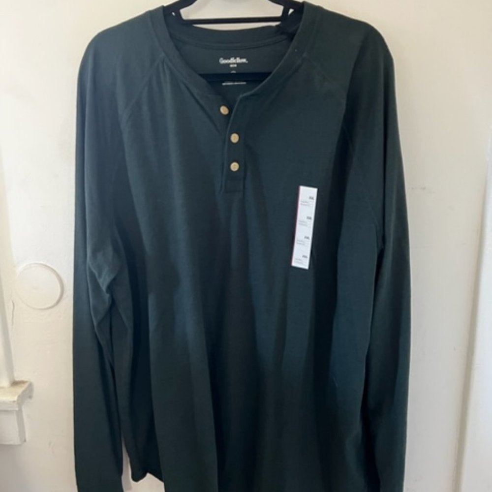NWT Long-sleeve Henley (Dark Green, XXL)